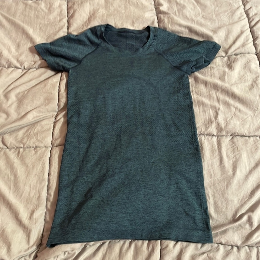 Lululemon Swiftley Tech Short-Sleeve Shirt 2.0